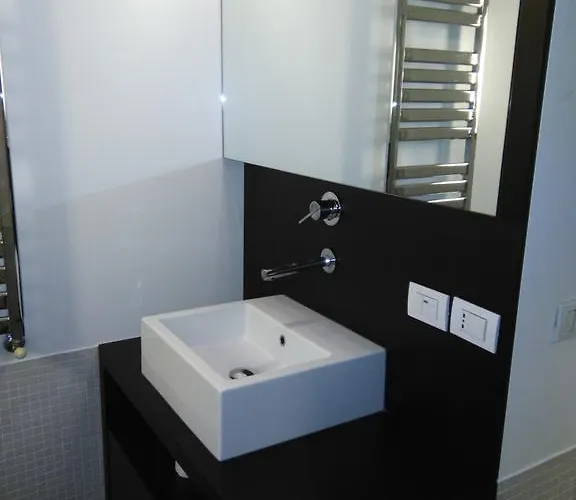 Bb Desuite 4* Mediolan